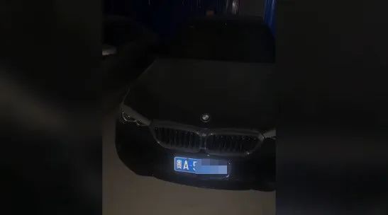 DƬ